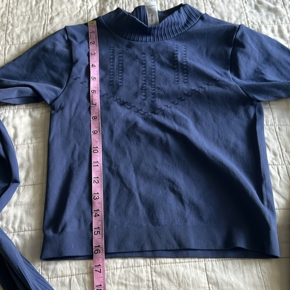 90 Degree by Reflex Sleeveless Porsha Long Sleeve Top - Picture 4 of 8